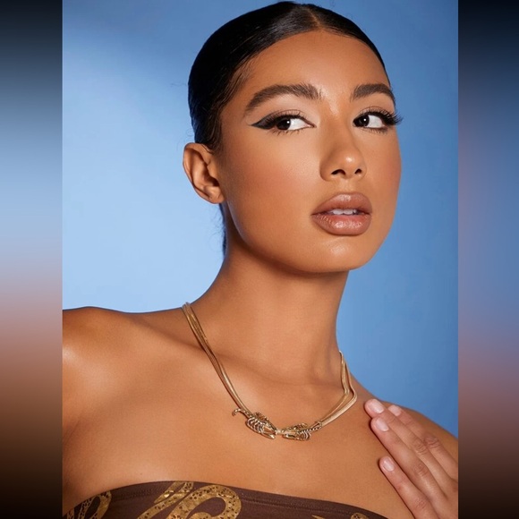 🦂 Awesome Double Layered Snake Chain Scorpion Necklace 🦂 - Picture 3 of 7